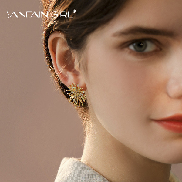 Modern női arany fülbevaló