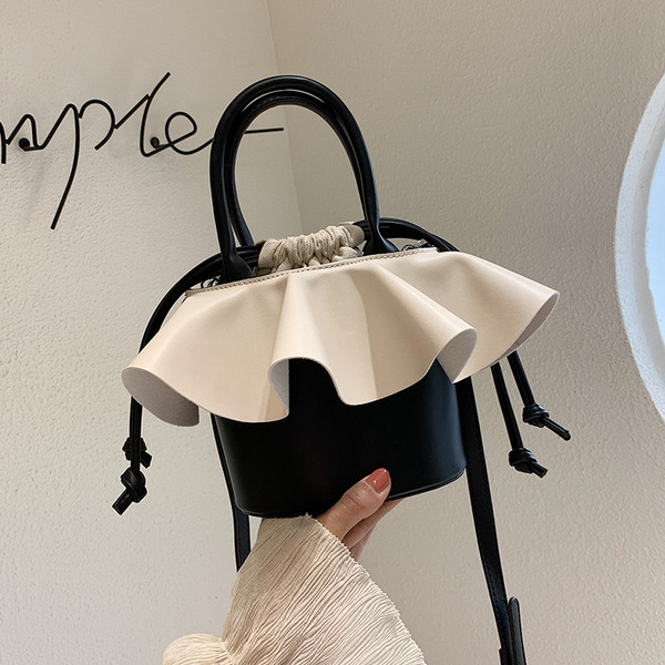 Női mindennapi kis fűzős táska