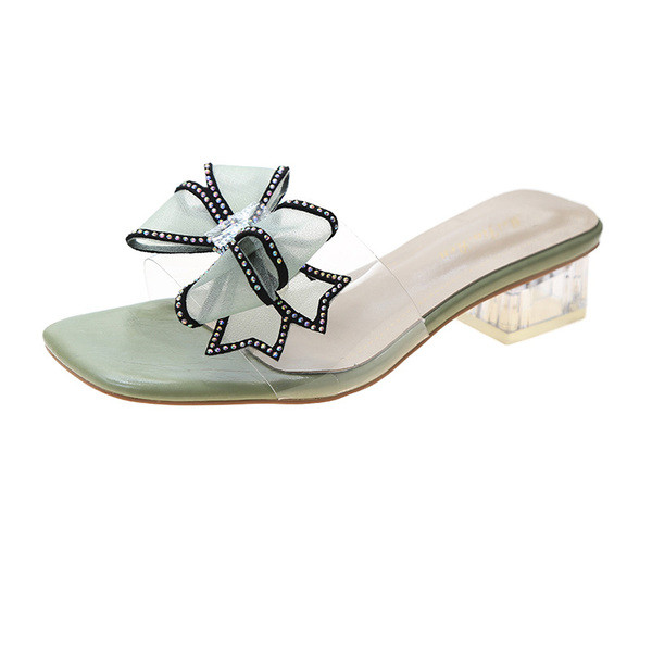 Modern női papucs szalaggal és szögletes sarokkal