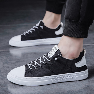 Új modell férfi tornacipő emblémával