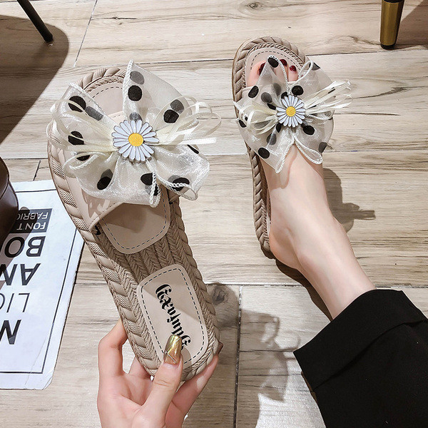 Modern női papucs tüll szalaggal