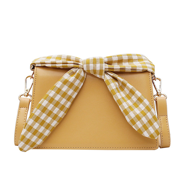 Női alkalmi táska eko bőrből, hosszú füllel