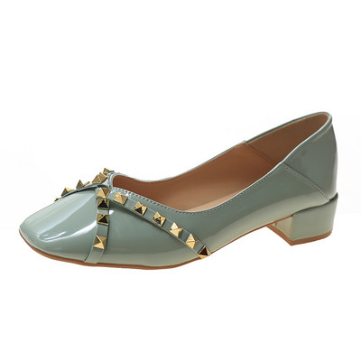 Női alkalmi cipő eko bőrből, fém lyukakkal