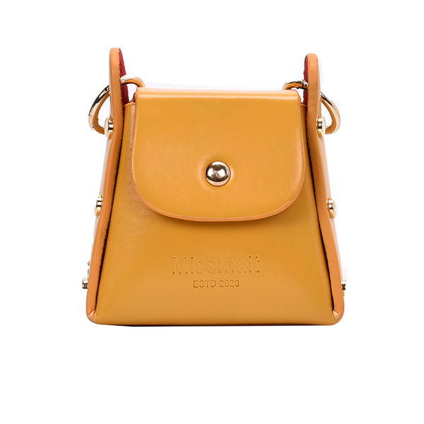 Stílusos női mini táska fém elemekkel