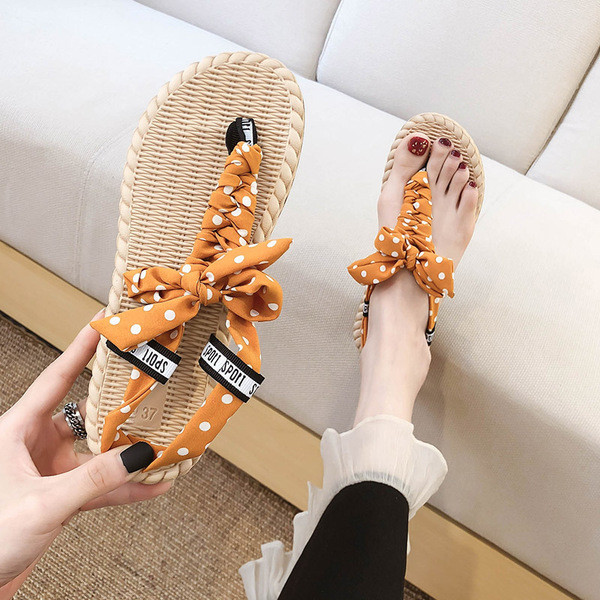 Új modell női szandál szövetpánttal