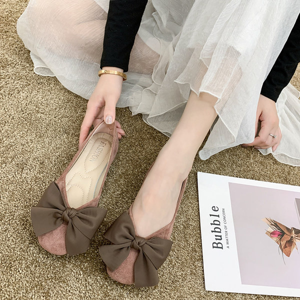 Női alkalmi cipő öko velúrból, nagy szalaggal