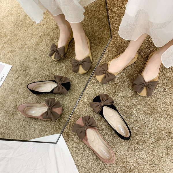 Női alkalmi cipő öko velúrból, nagy szalaggal