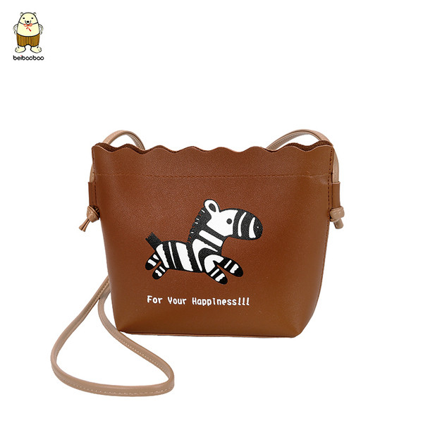 Eko bőrből készült alkalmi női táska rátéttel