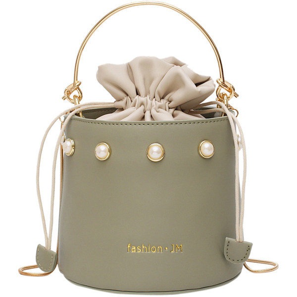 Eko bőrből készült stílusos női táska fém fogantyúval és megkötővel