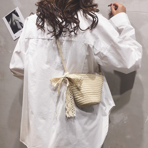 Női korszerű kötött táska sima modell