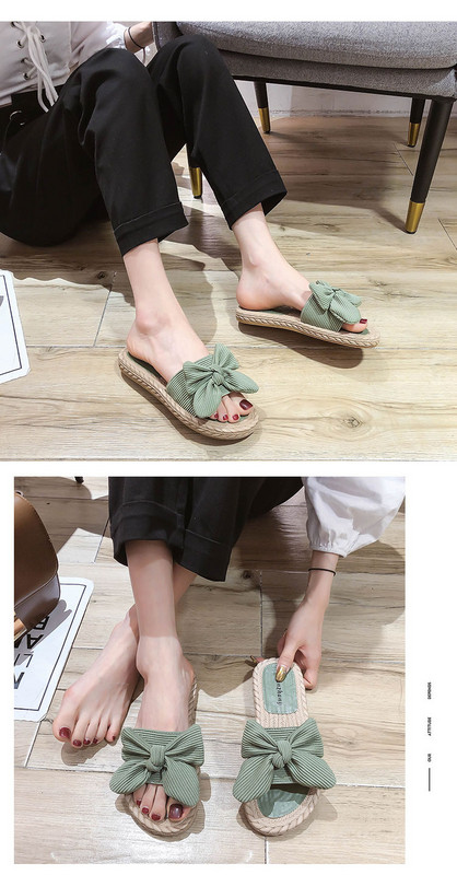 Strandhoz illő női papucs szövetszalaggal