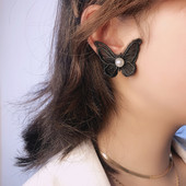 Naiste pitskõrvarõngad liblika kujuga