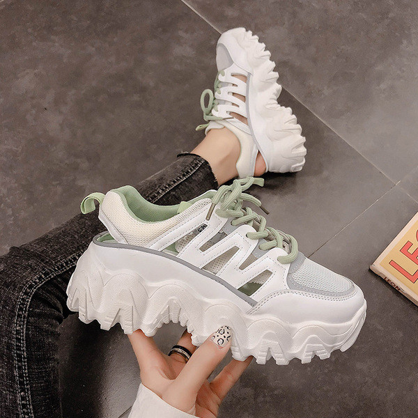 Kareda kõrge tallaga naiste spordi- ja vabaaja tossud