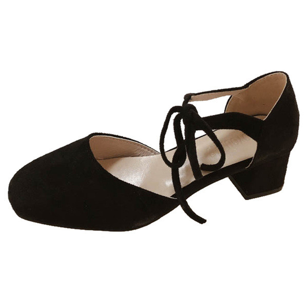 Seemisnahast naiste madala kandilise kontsaga sandaalid