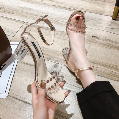 Stilīgas sieviešu sandales ar silikona lencēm