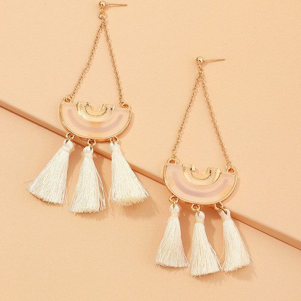 Mūsdienīgi sieviešu piekarināmi auskari ar pušķiem