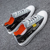 Modernas vīriešu kedas no tekstila ar plakanu zoli