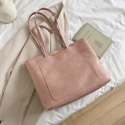 Liela sieviešu soma no eko ādas ar īsiem rokturiem