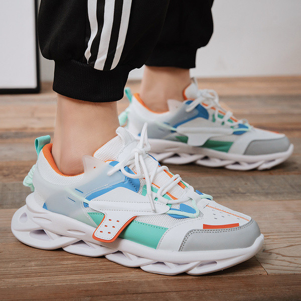 Ikdienas vīriešu elpojošas kedas ar raupju zoli