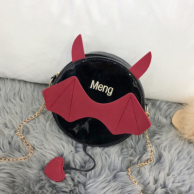 Női mindennapi táska kerek formában, 3D elemekkel