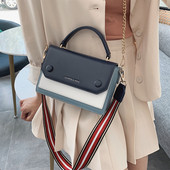 Stílusos, négyzet alakú női táska öko bőrből