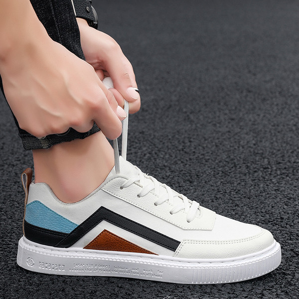 Új fűzős férfi tornacipő modell