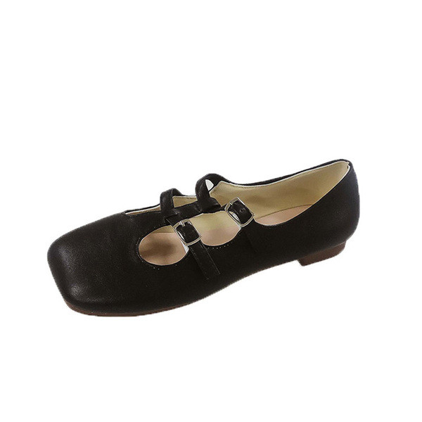 Lapos talpú női bőrcipő