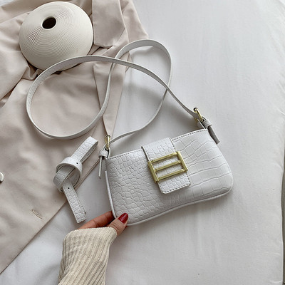 Öko-nahast moodne metallikinnitusega naiste õlakott