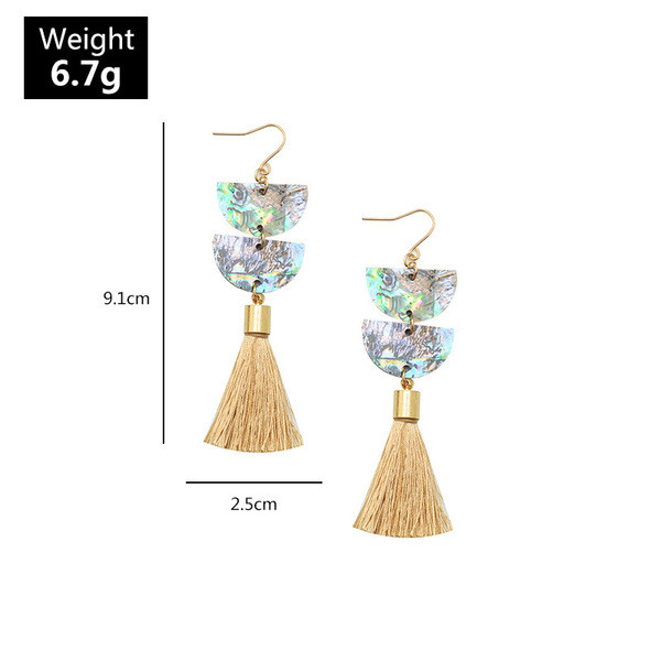 Modern női fülbevaló bojttal