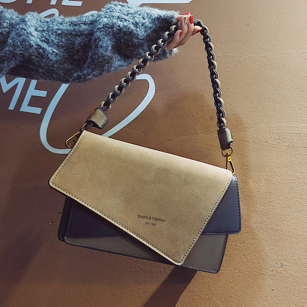 Naiste moodne kott tavaline mudel õlale