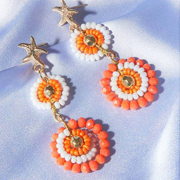 Moderni sieviešu auskari ar krellēm