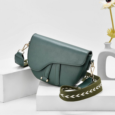 Aktuális női táska textil fogantyúval