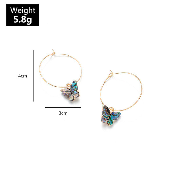 Modern női fülbevaló pillangós medállal