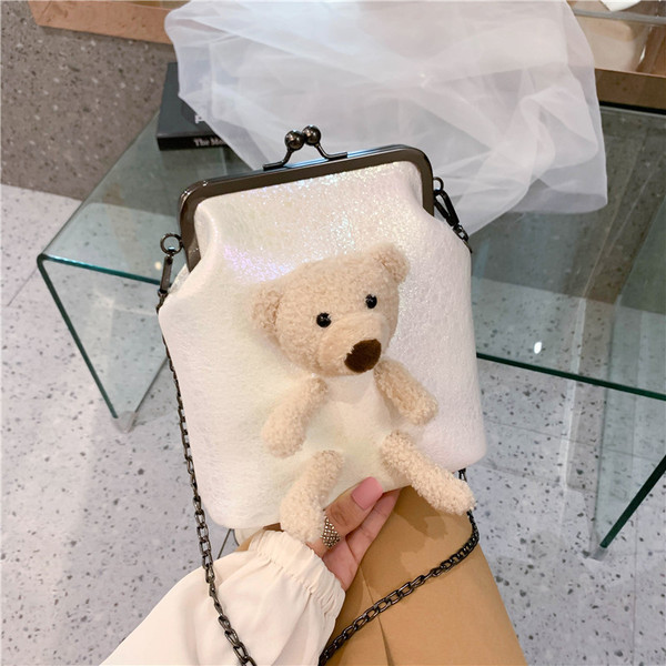 Geantă modernă de damă cu element ursuleț 3D