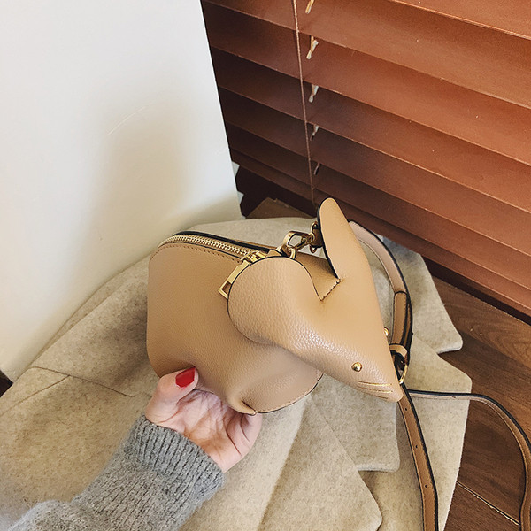 Női bőrtáska, hosszú füllel, egér formájú