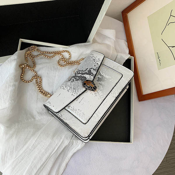 Uue mudeli eco-nahast lukuga naistekott