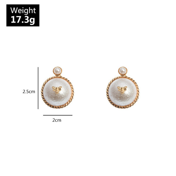 Retro sieviešu auskari ar pērlēm