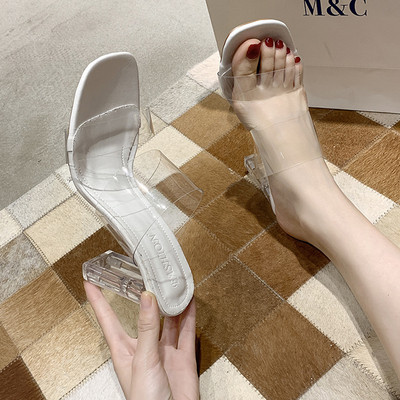 Κομψές γυναικείες παντόφλες με τετράγωνο διαφανό τακούνι