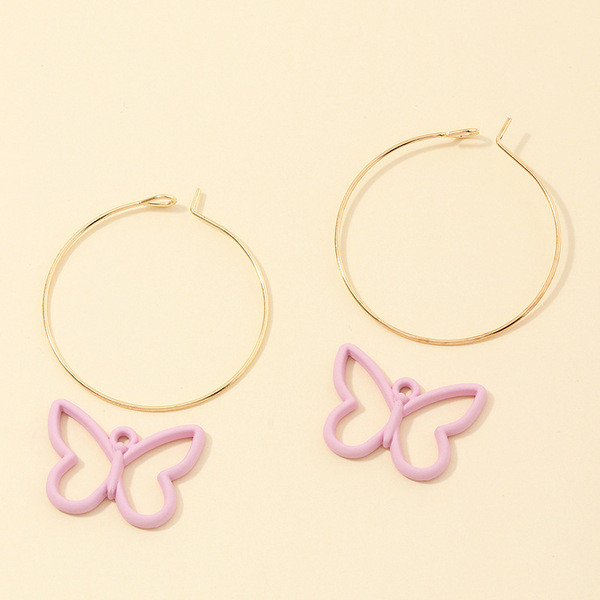 Alkalmi női kerek fülbevaló pillangós medállal