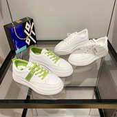 Ikdienas sieviešu kedas ar augstām zolēm