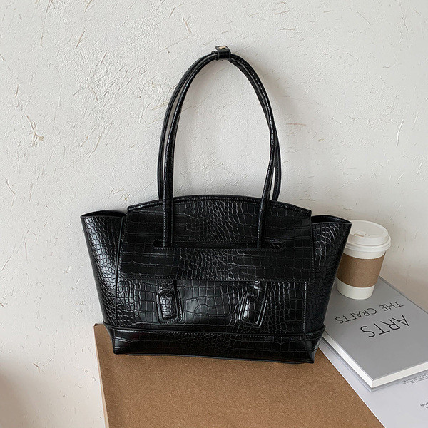 Jauna modeļa sieviešu soma no eko ādas ar īsiem rokturiem