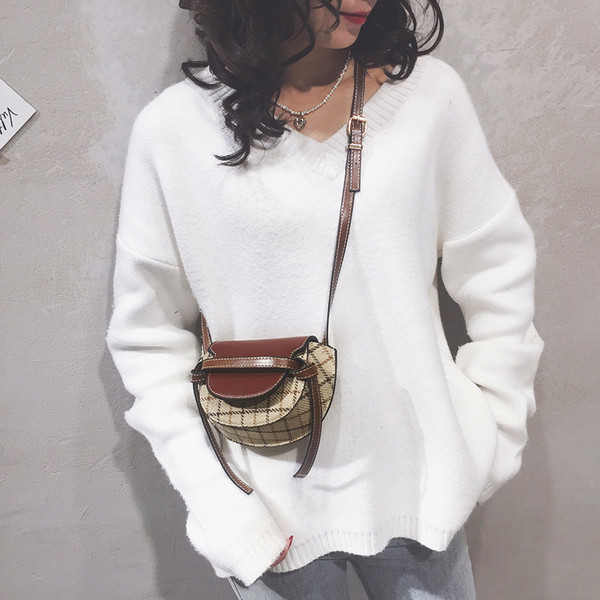 Geantă mică de actualitate de damă cu mâner lung din piele ecologică