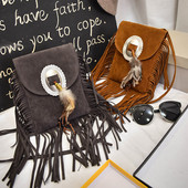 Kaasaegne pika sanga ja narmastega naistekott