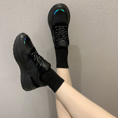 Eko bőrből készült alkalmi cipők fűzővel