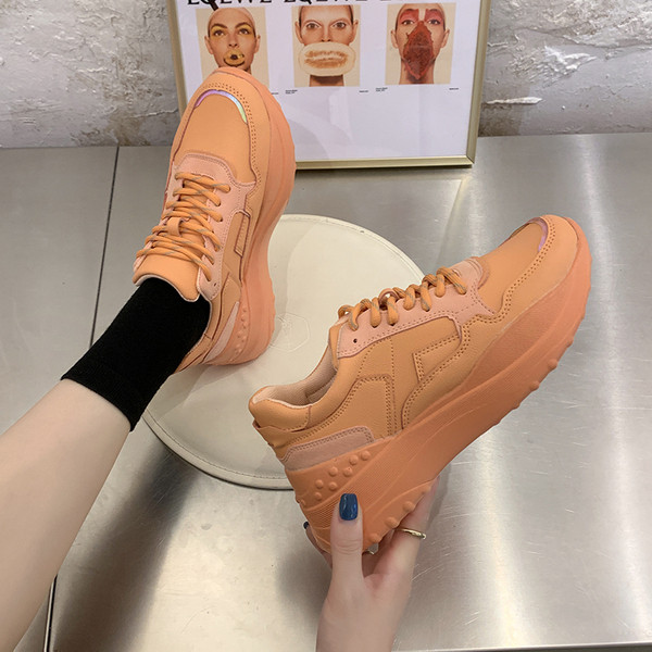 Eko bőrből készült alkalmi cipők fűzővel