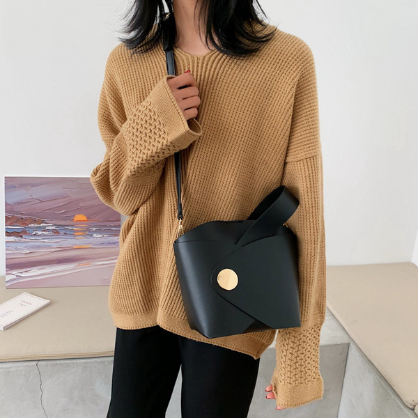 Stiilne naiste õlakott tavaline mudel