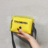 Sieviešu aktuāla mini soma no silikona ar garu rokturi