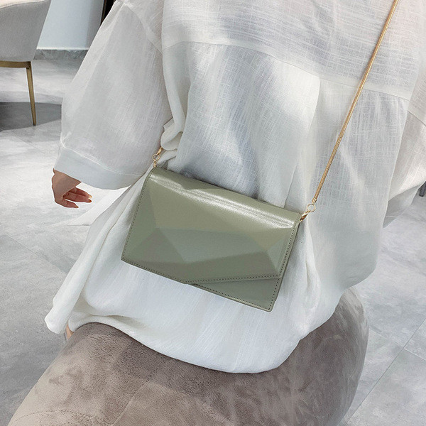 Elegantne naistekott ökonahast, tavaline mudel