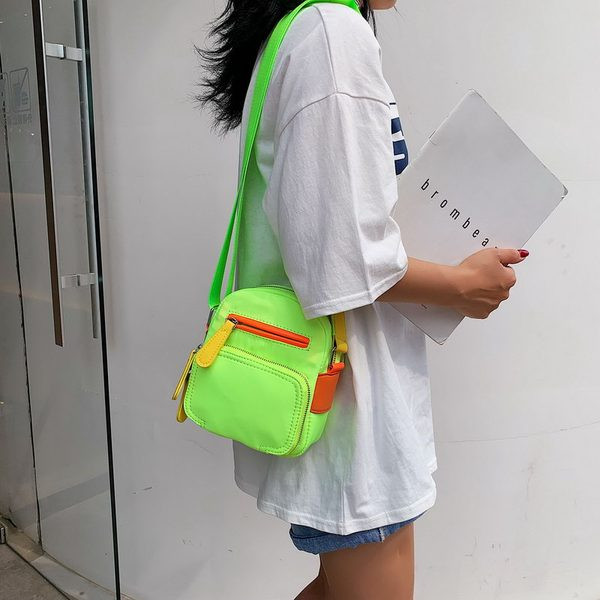 Női mindennapi válltáska cipzárral