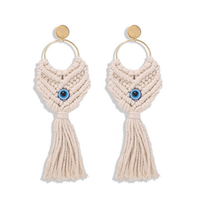 Alkalmi női fülbevaló kötéssel